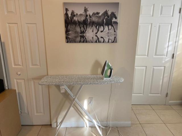 Private Room Near Miami Airport - Free Parking - 01 외부 사진
